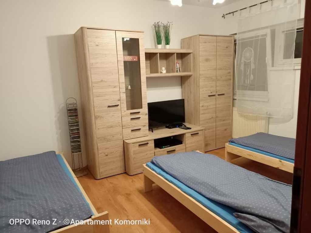 Apartament Komorniki コモルニキ エクステリア 写真