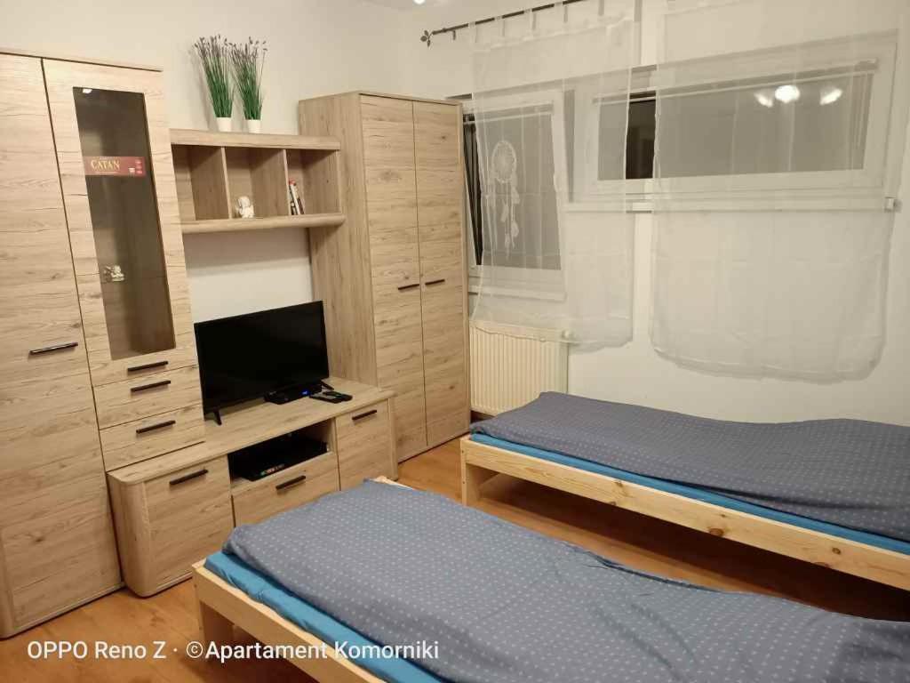 Apartament Komorniki コモルニキ エクステリア 写真